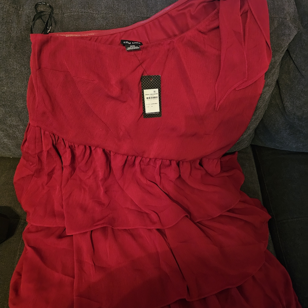 City Chic ✨ NWT – Size M/18 Plus-Size One-Shoulder Cocktail Dress ❣️ ~ Plus size - Picture 4 of 4